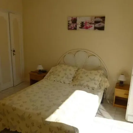 Villa 35